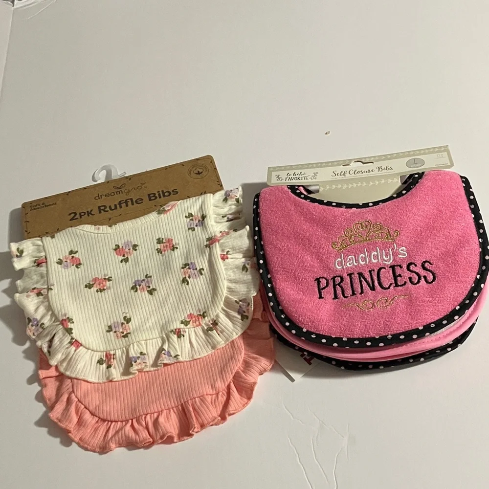 NWT Lot of 6 NEW Bibs
